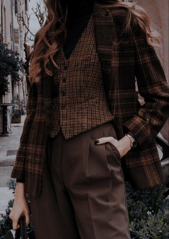 Dark Academia style mystery box containing clothes and accessories for a sophisticated, vintage-inspired look