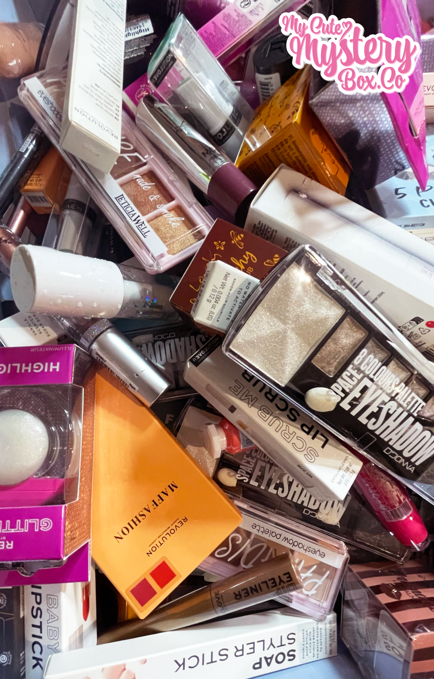 Makeup Lucky Scoop.